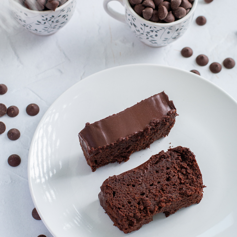 Family Chocolate Fudge Cake